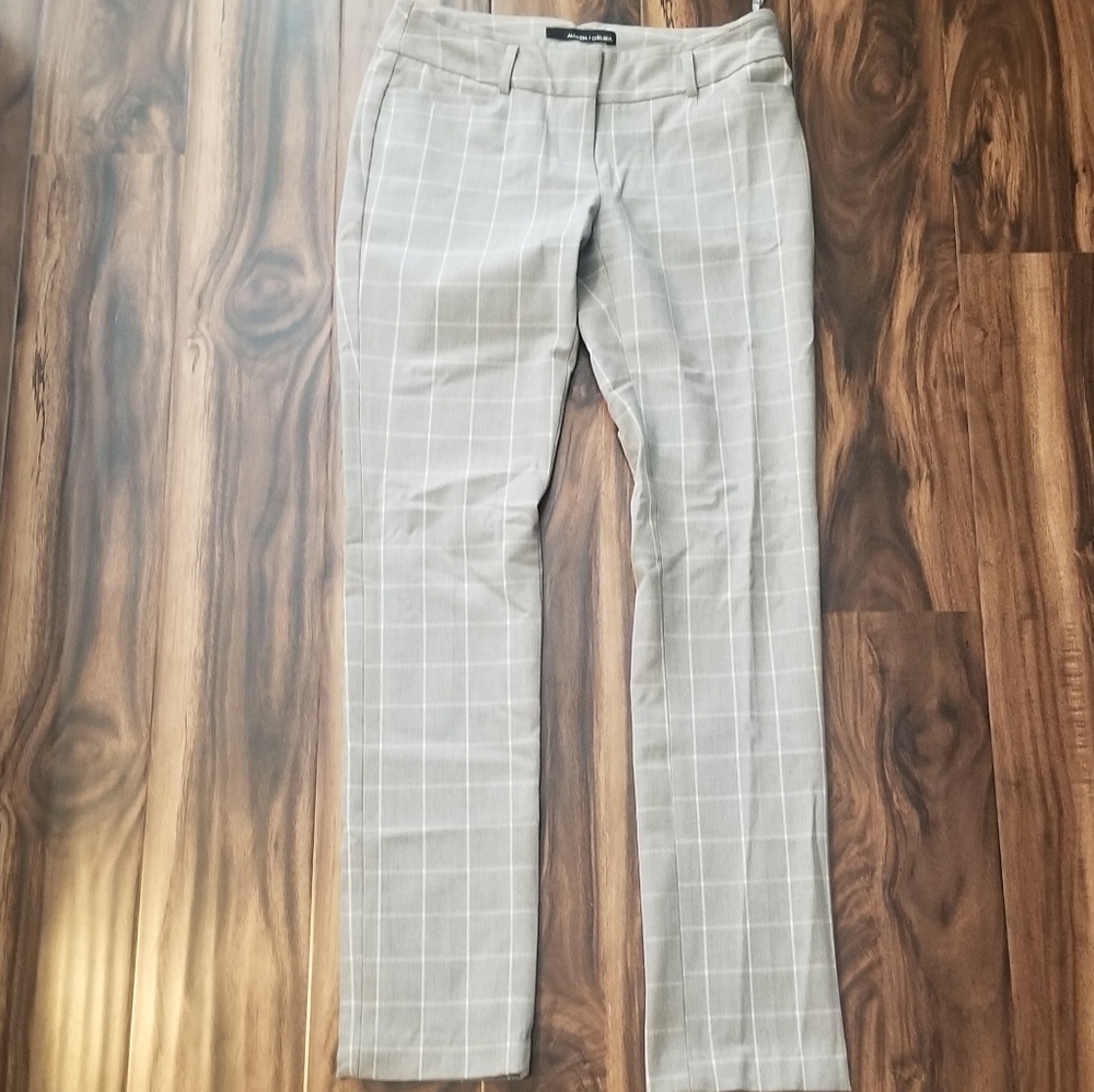 Amanda + Chelsea Dove Grey Windowpane Relax Trouse